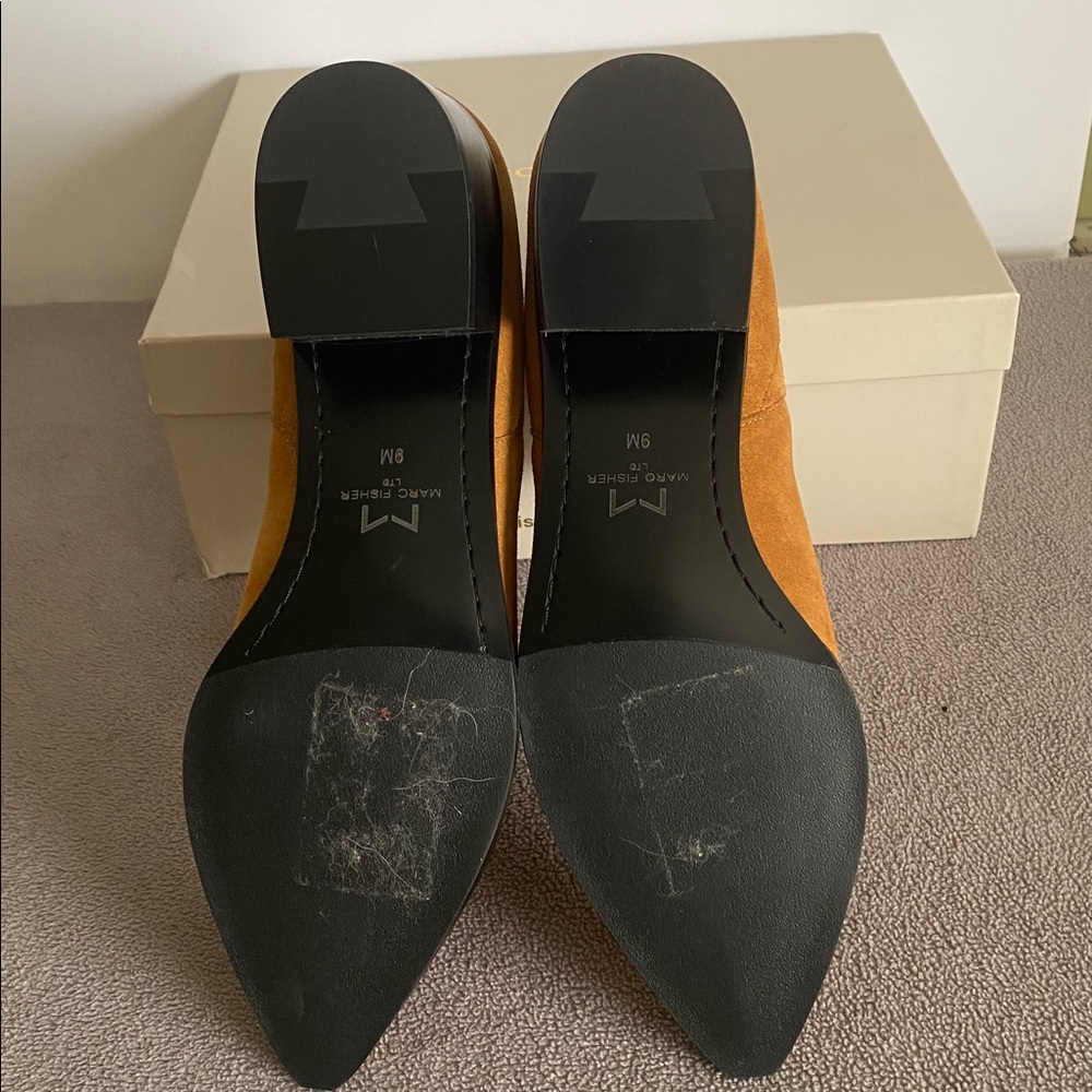 NIB Marc Fisher • Yolli Pointed Ankle Suede Bootie - Picture 5 of 5